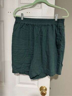 Universal Standard Juniper Linen Shorts